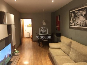 Apartment 2 Bedrooms in Montoliu de Lleida