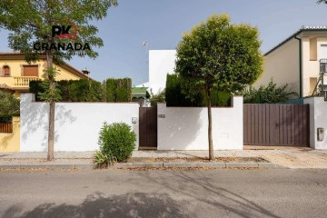 Maison 4 Chambres à Casas Bajas