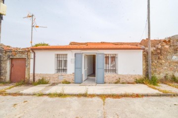 House 3 Bedrooms in Bañobárez