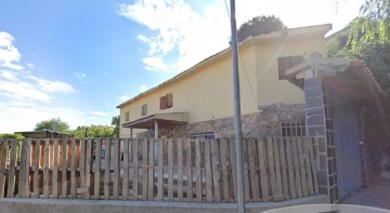 Casa o chalet 8 Habitaciones en Miramadrid