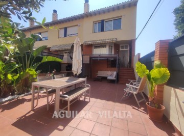 House 3 Bedrooms in Corro d'Avall