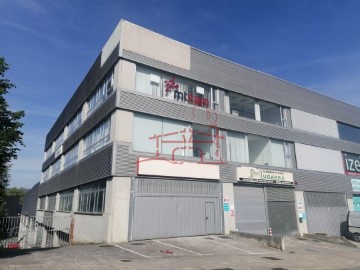 Industrial building / warehouse in Traña-Matiena