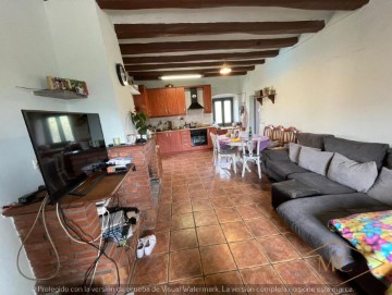 House 5 Bedrooms in Les Codines