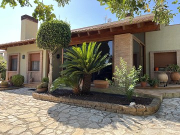 Casa o chalet 4 Habitaciones en El Pilar - Santa Ana
