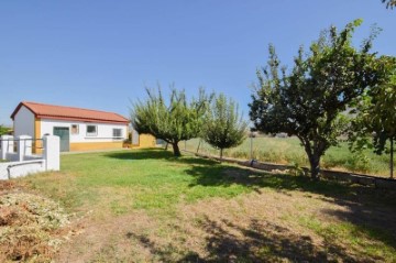 Country homes 3 Bedrooms in Alitaje