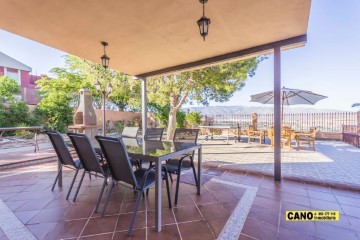 House 5 Bedrooms in Huércal de Almería