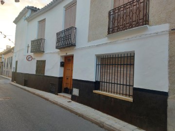 House 4 Bedrooms in Corral de Almaguer