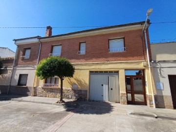 Maison 6 Chambres à San Adrián