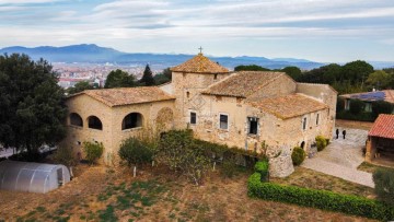Casas rústicas 24 Habitaciones en Montilivi-Pericot
