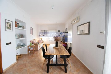 House 4 Bedrooms in Alfara de la Baronia