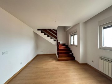 Duplex 1 Bedroom in Inmobiliaria - Barreda