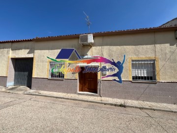 House 3 Bedrooms in Villacañas