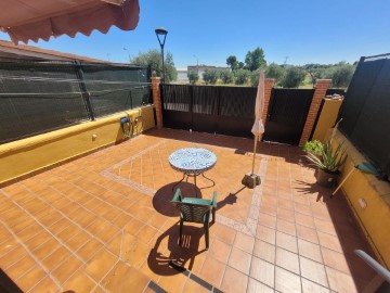 House 3 Bedrooms in Torralba de Oropesa