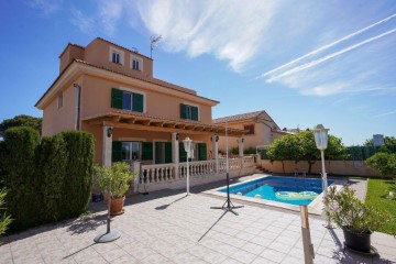 House 5 Bedrooms in Cala Millor