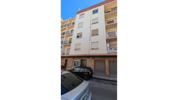 Appartement 3 Chambres à Avda de Abril - 9 de Octubre