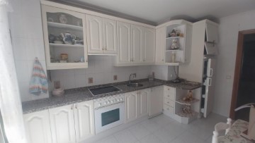 Apartment 3 Bedrooms in Cardeñajimeno