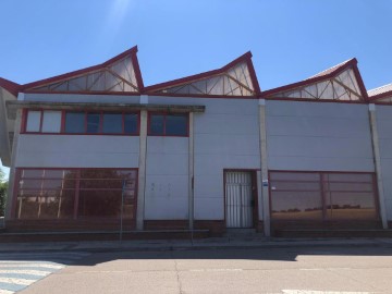 Industrial building / warehouse in Camino de Carranque