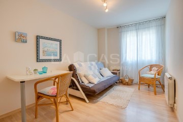 Apartment 3 Bedrooms in Instituts - Ponent