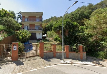 Casa o chalet 6 Habitaciones en Santa Coloma de Cervelló