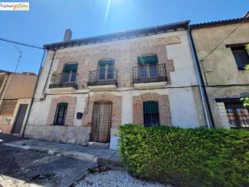 Maison 5 Chambres à Villavaquerín