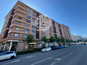 Apartamento 1 Quarto em Burgos Centro