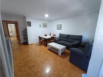 Apartment 4 Bedrooms in Fuenlabrada Centro