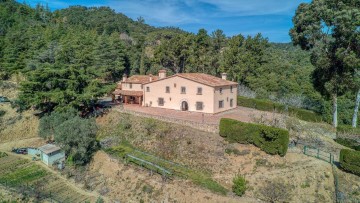 Country homes 8 Bedrooms in Tordera