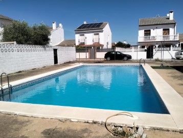 House 5 Bedrooms in Oria