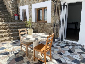 House 2 Bedrooms in Dosrius