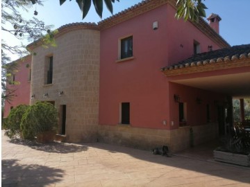 Casa o chalet 6 Habitaciones en Monte Alcedo