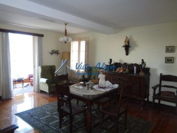 Apartment 3 Bedrooms in Haro