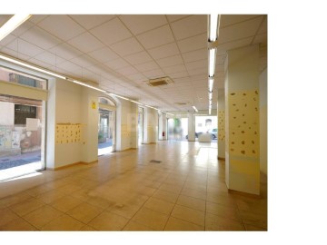 Commercial premises in Santa Clara-Caputxins-Hospital