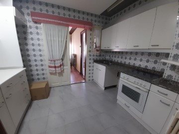 Apartment 4 Bedrooms in Calahorra