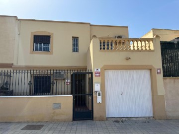 Dúplex 6 Habitaciones en San Isidro - Campohermoso