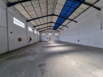 Bâtiment industriel / entrepôt à Camps Blancs - Casablanca - Canons