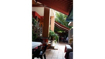 House 3 Bedrooms in Santa Anna-Tio