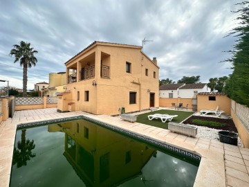 Casa o chalet 4 Habitaciones en Requesens