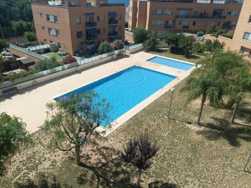 Penthouse 4 Bedrooms in Residencial-Cami d'Alella