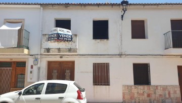 House 4 Bedrooms in Siete Aguas
