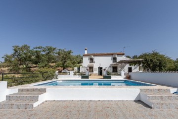 Country homes 6 Bedrooms in Los Arenales