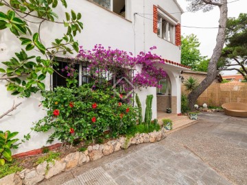 Casa o chalet 4 Habitaciones en Lluminetes