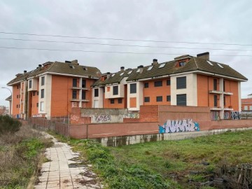 Casa o chalet 1 Habitacione en Ctra de Villalpando - Urbanización Siglo XXI