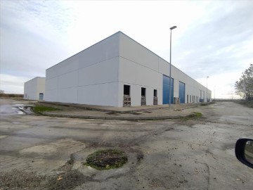 Industrial building / warehouse in Babilafuente