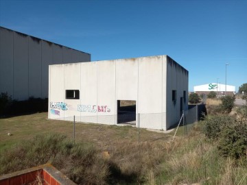 Industrial building / warehouse in Belén