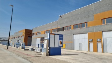 Bâtiment industriel / entrepôt à Las Fuentes - Cartuja Baja