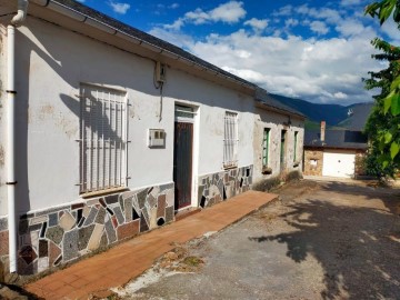 Country homes 2 Bedrooms in Onamio y Poblado M.s.p.