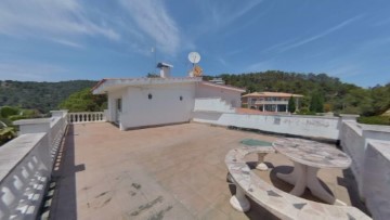 Casa o chalet 5 Habitaciones en Santa Maria de Llorell