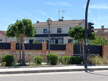 Apartment  in Fuente el Saz de Jarama