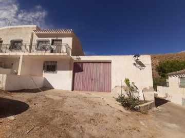 Casa o chalet 6 Habitaciones en Los Pinos