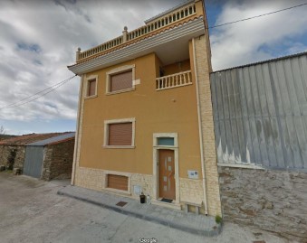 House 5 Bedrooms in Casafranca